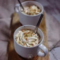 Kawowa owsianka latte – czysta rozpusta na śniadanie!
