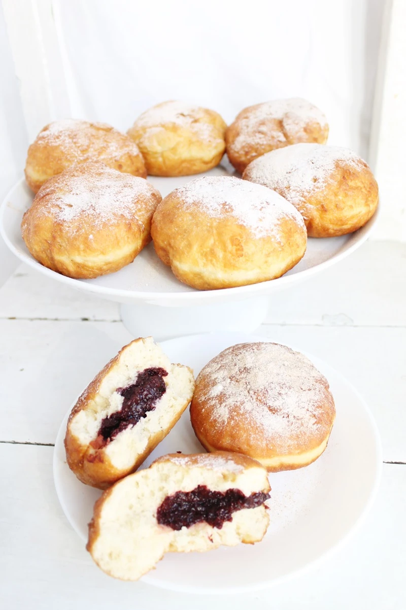 Oszczędne pączki – pyszne, puszyste i z obwódką