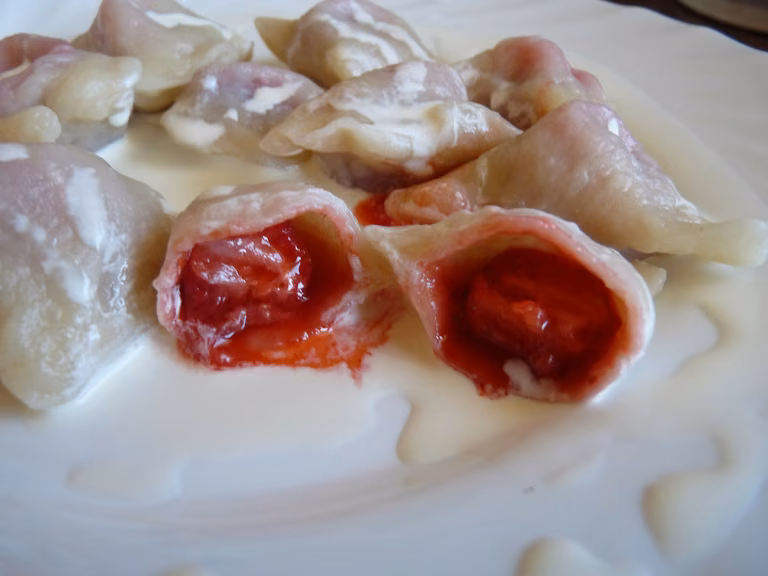 Pierożki z truskawkami
