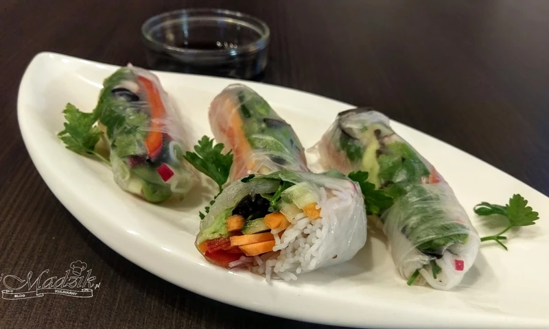 Spring Rolls z warzywami i makaronem ryżowym