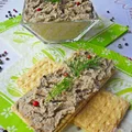 Pasta mięsna z kawiorem z bakłażana