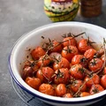 Pieczone pomidorki koktajlowe