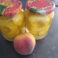 Brzoskwinie w syropie