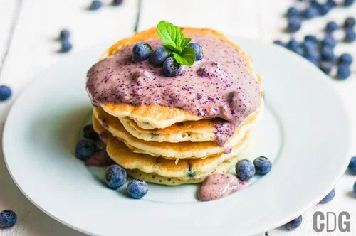 NALEŚNIKI AMERYKAŃSKIE – PANCAKES