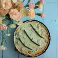 Tarta z krewetkami i szparagami