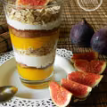 Owsiany warstwowiec z mango, kakao i jogurtem