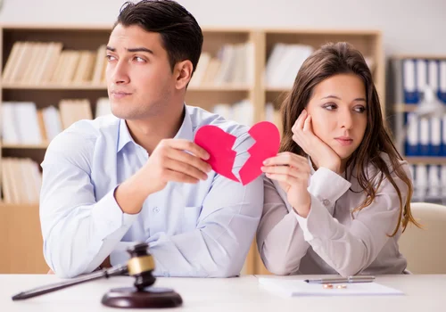 Maż zdradził żonę? To nie znaczy, że ona wygra sprawę rozwodową… Sąd może zaskoczyć wyrokiem