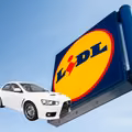 Lidl z zaskakującą ofertą. Tani samochód prosto z Lidla.