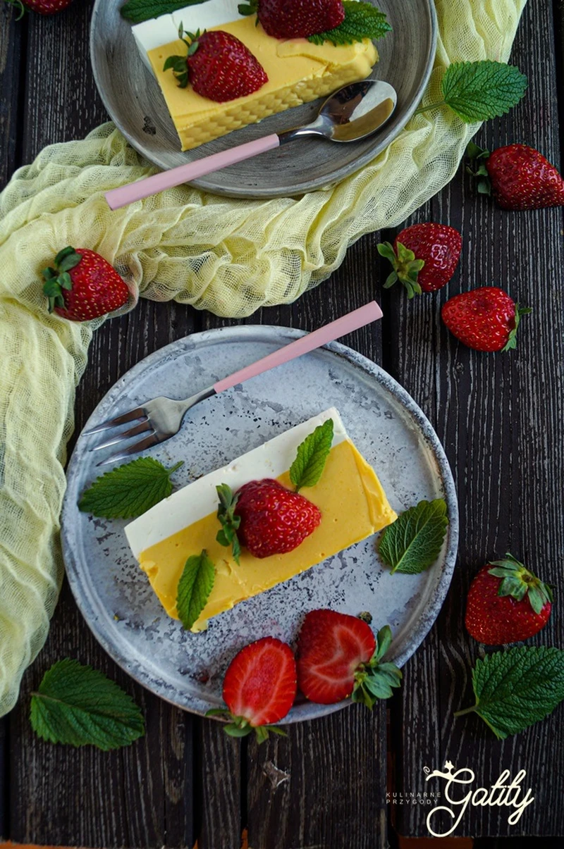 Jogurtowy sernik na zimno z mango