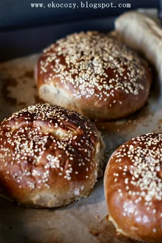 Zdrowe drożdżowe bułeczki hamburgerowe