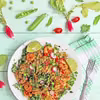 Stir-fry z makaronem ryżowym i krewetkami