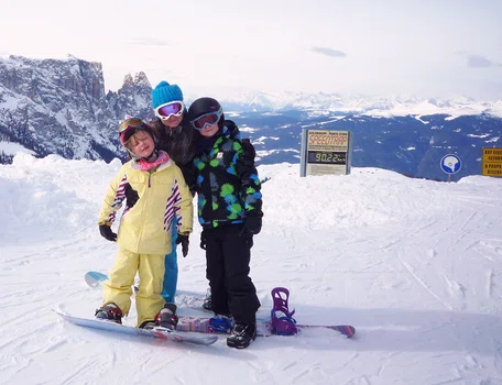 Jak dobrać sprzęt snowboardowy – kilka rad przed wyprawą do sklepu