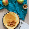 Omlet biszkoptowy ze słodkimi jabłkami