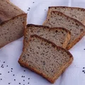 Pszenny chleb na zakwasie z czarnuszką