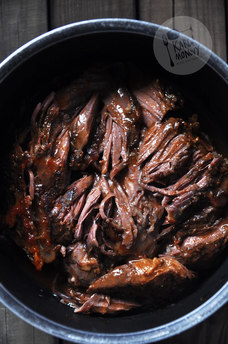 Szarpana wołowina (pulled beef)
