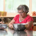 „'Nie przynoś opłatka, bo gluten'. Święta u synowej mnie zaskoczyły” — pisze Wanda [LIST]