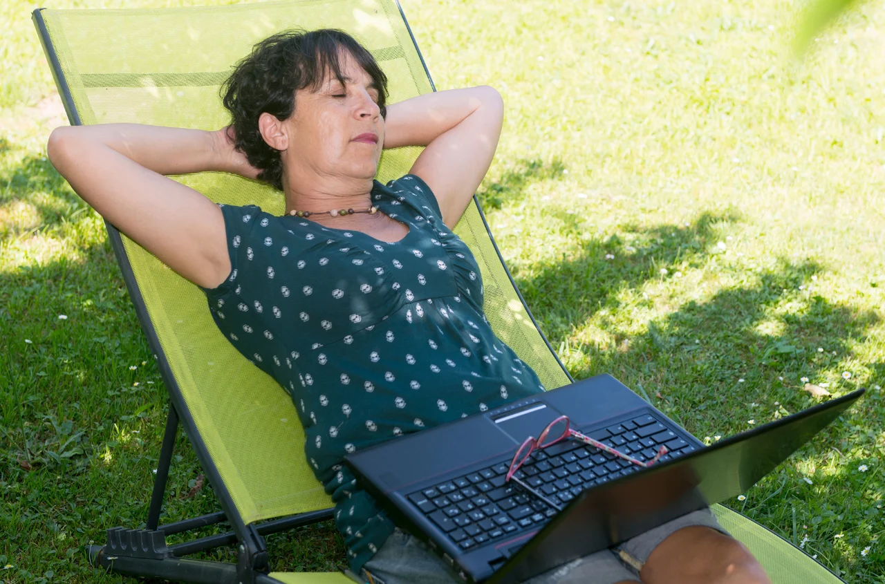 2 dodatkowe dni wolne i dłuższy urlop 2026! Warto zajrzeć do kalendarza i przedłużyć odpoczynek