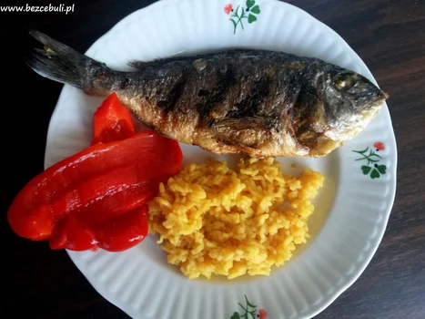 Dorada faszerowana kaparami