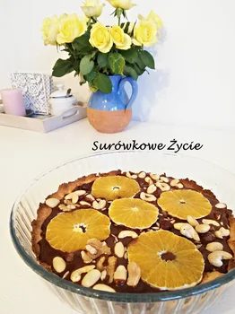 Czekoladowa tarta z bakaliami (bez cukru, bez glutenu)