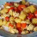 Kurczak z ananasem i makaronem ryżowym