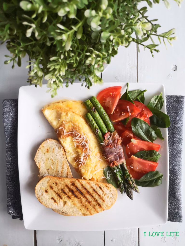 Omlet ze szparagami