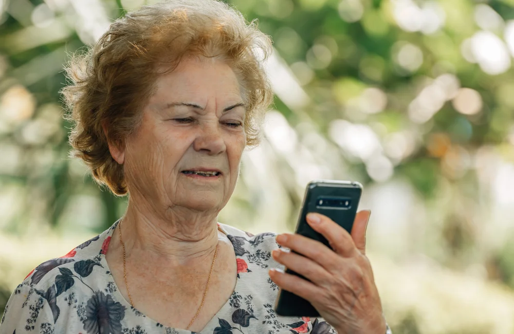 800 zł w zamian za wyższą emeryturę! ZUS wydał pilny komunikat i ostrzega seniorów