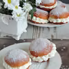 Pączki ze śmietaną