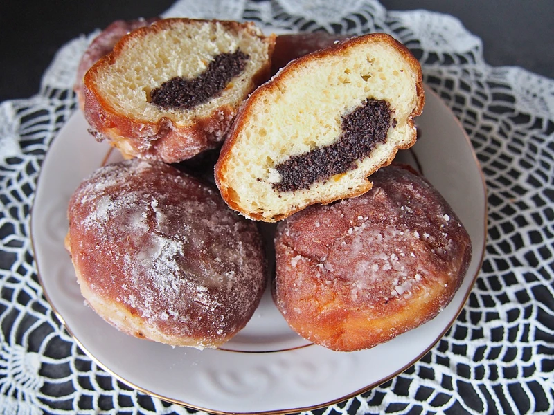 Cynamonowe szczescie: Pączki z makiem