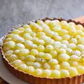 Żytnia tarta z budyniem i winogronami
