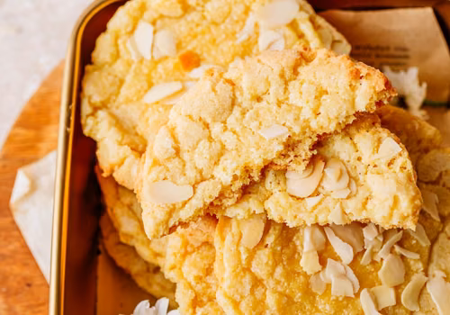 Ciastka almond croissant - przepis - Wypieki Beaty