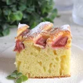 Ciasto maślankowe z rabarbarem
