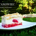 Śmietanowiec z Truskawkami i Ananasem