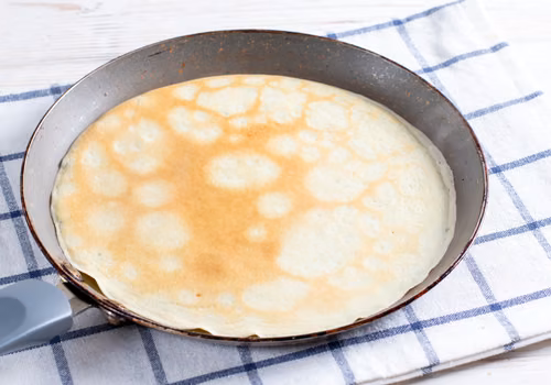 Ciasto na naleśniki do krokietów – bez mleka, bez jajek, a wychodzi idealnie!