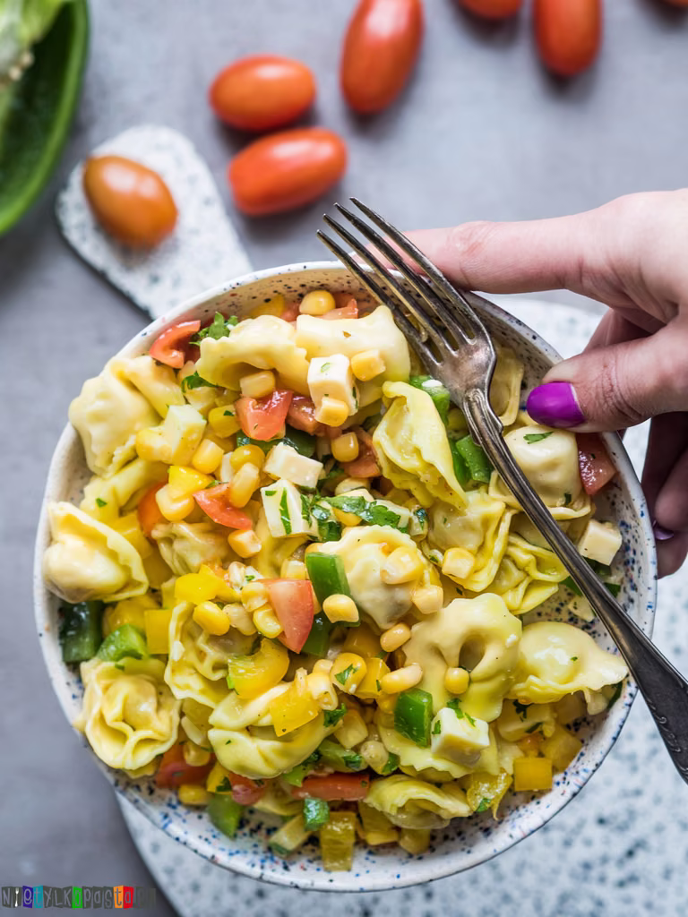 Sałatka z tortellini