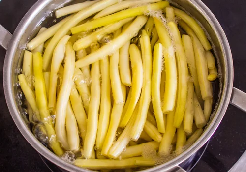 Jedni dodają sól inni cukier a ja robię inaczej! Dzięki tej metodzie fasolka nigdy nie wychodzi twarda i łykowata