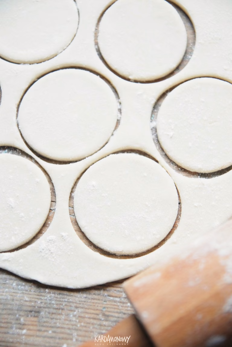 Ciasto na pierogi