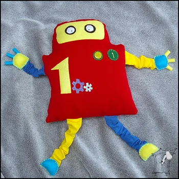 Robocik przytulak