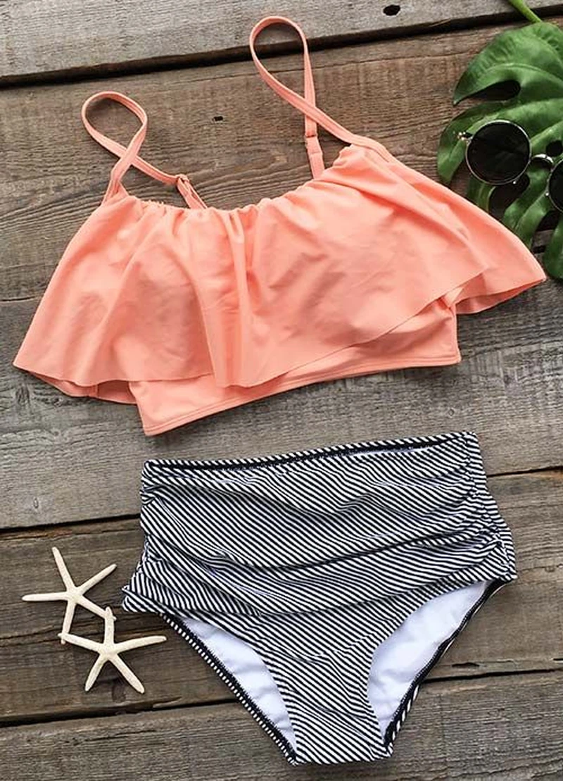Brzoskwiniowe bikini
