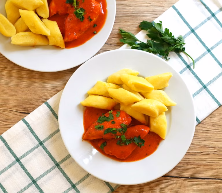 Kurczak w sosie pomidorowym