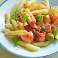 Makaron w sosie pomidorowym z kurczakiem
