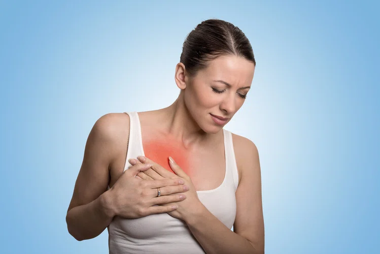 Zdjęcie Dlaczego bolą nas piersi? 7 głównych przyczyn #1