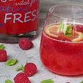 Lemoniada malinowa - świetnie gasi pragnienie