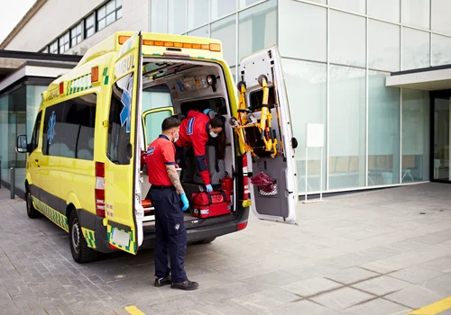 Podwyżki dla medyków jednak od lipca. Rząd wycofał się z planu zmian!