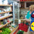 Tak pracują sklepy w Wielką Sobotę 2025 – Biedronka, Lidl, Aldi, Żabka i inne