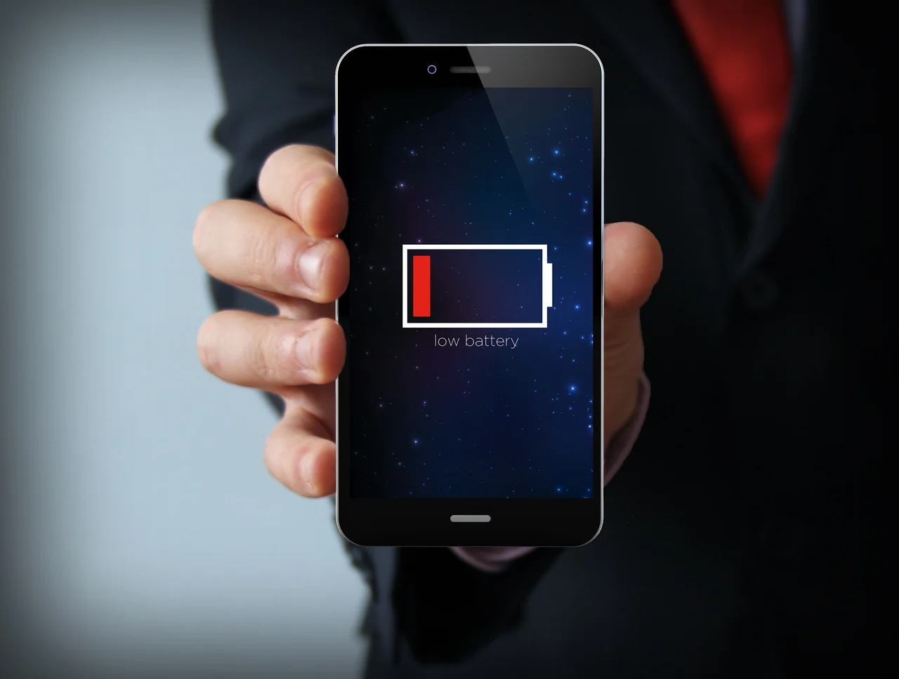 Jak uratować rozładowaną baterię w telefonie?