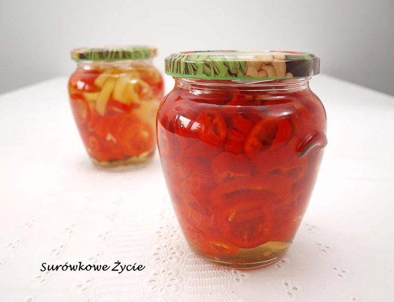 Marynowane papryczki chilli - przetwory na zimę