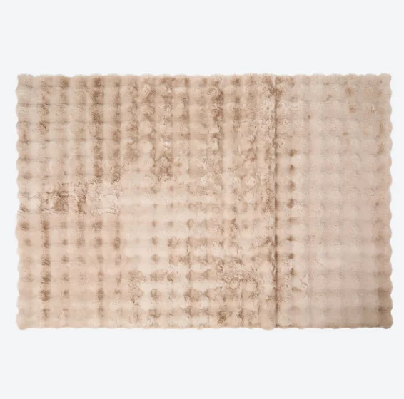 Zdjęcie Ten nowy dywan z Action za 129 zł to gorący hit wnętrz! Mięciutki, a bąbelkowa struktura zrobi w pokoju duży efekt wow #2