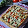 Tarta z ciasta francuskiego ze szparagami