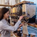 Czym jest filozofia zero waste? Jak wprowadzić ją w życie?