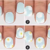 Stokrotkowy manicure